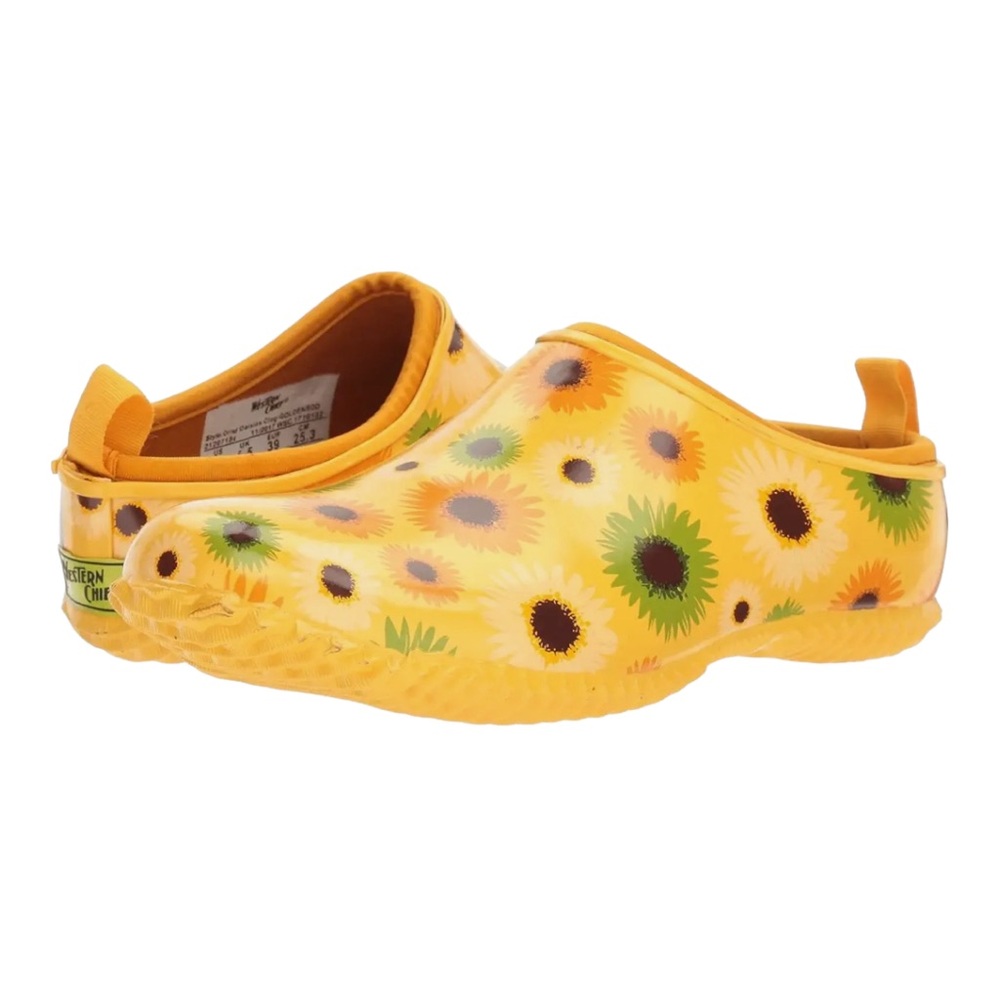 Garden Clogs ☀️